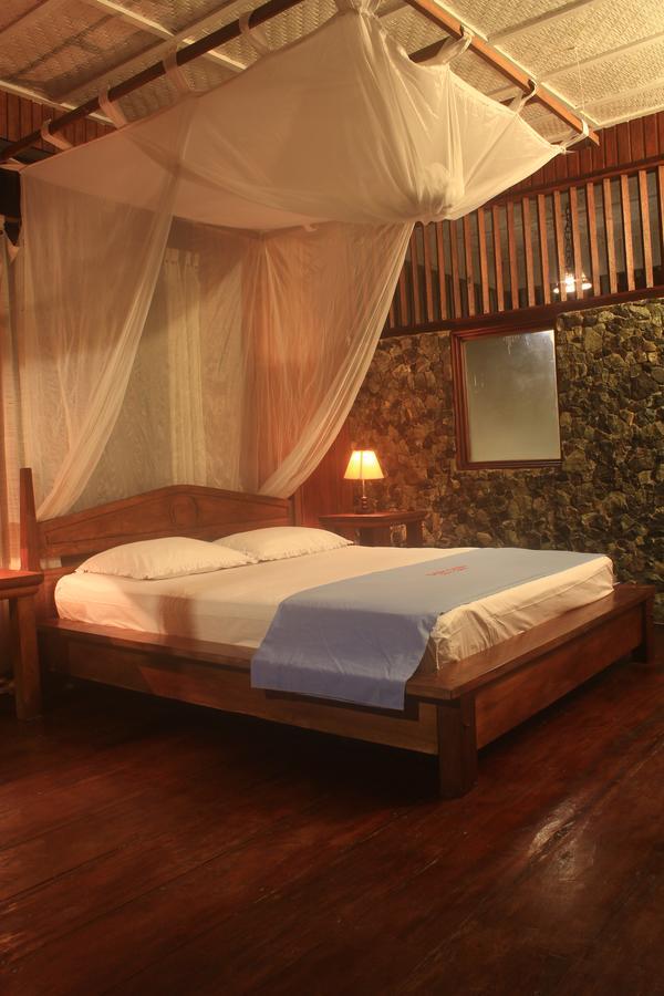 Kadidiri Paradise Batudaka Luaran gambar